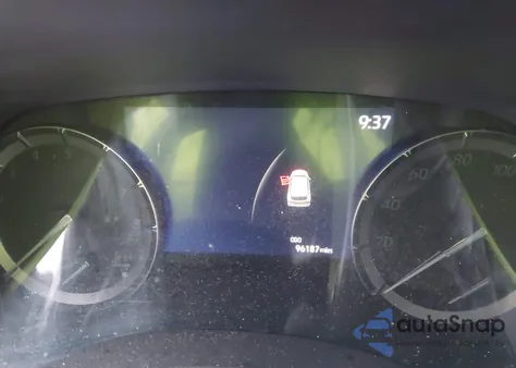 2021 Toyota Highlander Xle z USA, uszkodzony, nr VIN 5TDGZRBH6MS548387